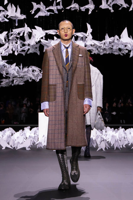 FALL 2025 RUNWAY - LOOK 33