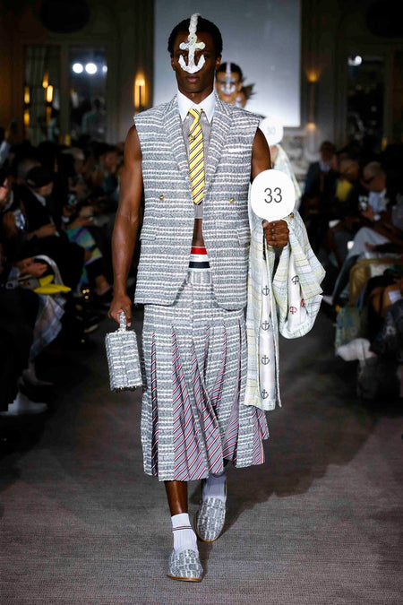 MENS SPRING 2023 RUNWAY - LOOK 38