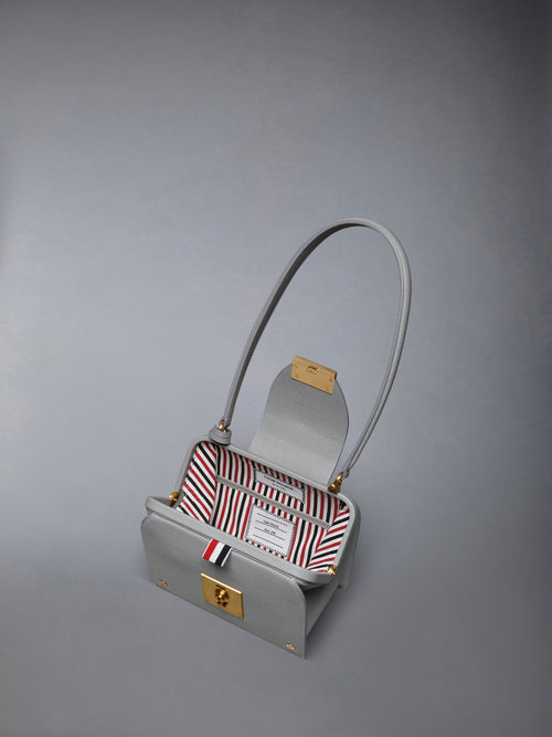 PEBBLE GRAIN MRS. THOM TRIANGLE BAG