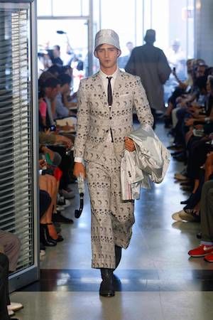 MENS SS 2010 RUNWAY - LOOK 1