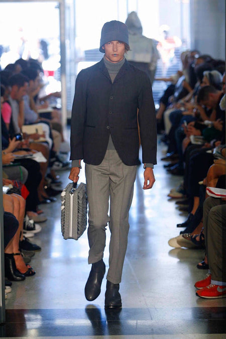 MENS SS 2010 RUNWAY - LOOK 3