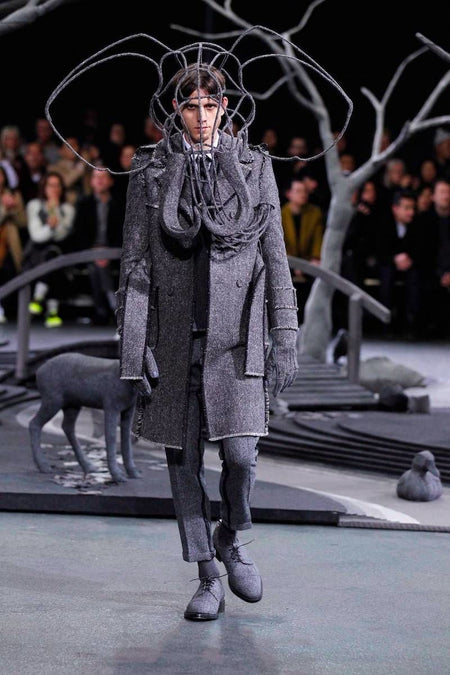 MENS FW 2014 RUNWAY - LOOK 1