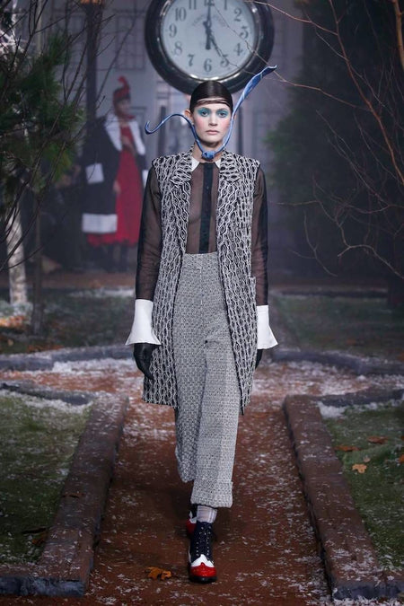 WOMENS FW16 RUNWAY - LOOK 12