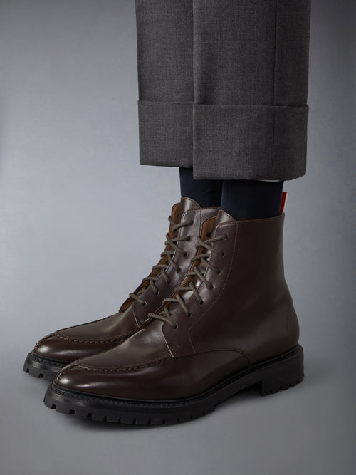 CLASSIC CALF COMMANDO SOLE APRON STITCH BOOTS