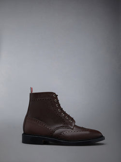 BOX CALF LIGHTWEIGHT RUBBER SOLECLASSIC WINGTIP BOOTS