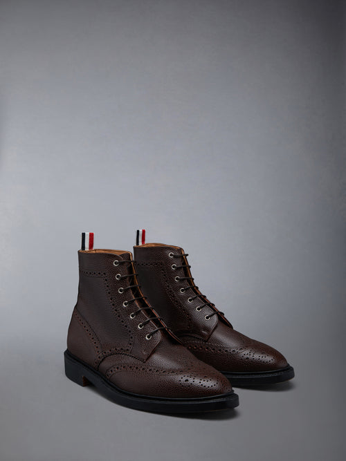 BOX CALF LIGHTWEIGHT RUBBER SOLECLASSIC WINGTIP BOOTS