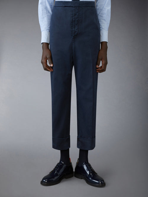 COTTON TWILL HIGH RISE BACKSTRAP TROUSER