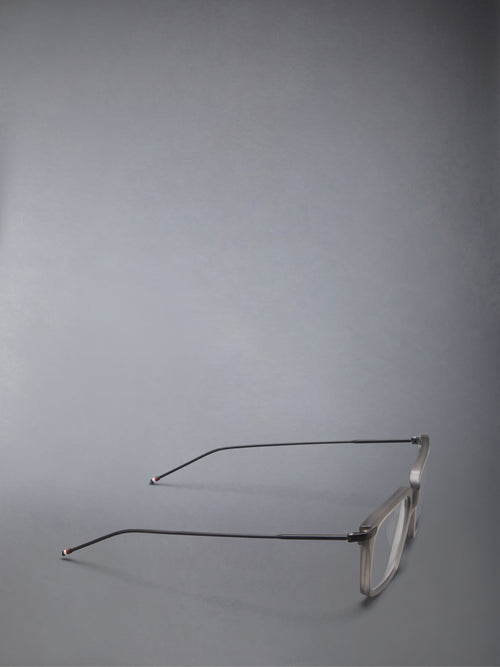 ACETATE AND TITANIUM RECTANGULAR EYEGLASSES