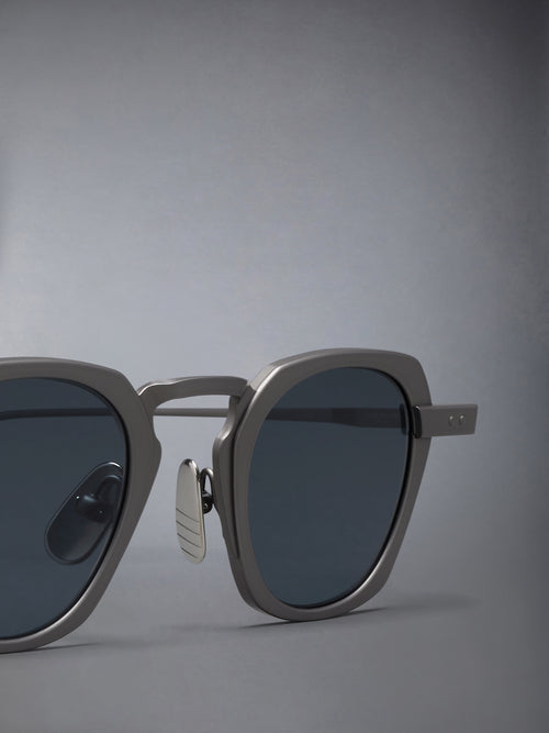 TITANIUM SQUARE SUNGLASSES