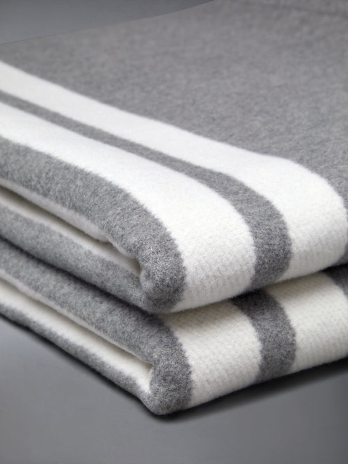 WOOL CASHMERE 4-BAR FRETTE BLANKET